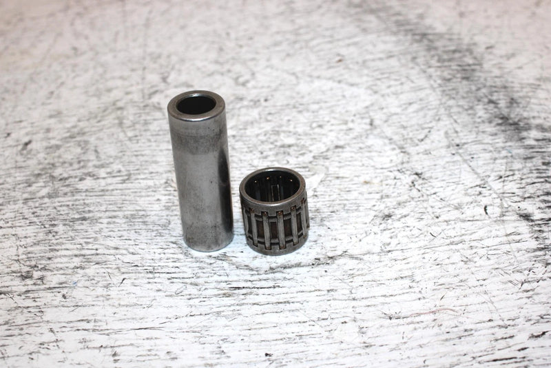 1995 Yamaha Vmax 600 Oem Wrist Pin W/Bearing 8CA-11633-00-00 Q5211