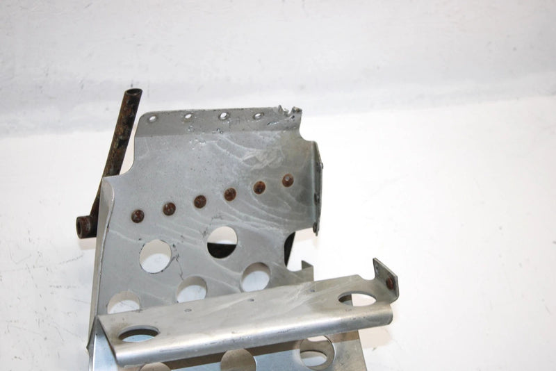 87 Polaris Trail Oem Footrest Set 2200250 2200254 SP66