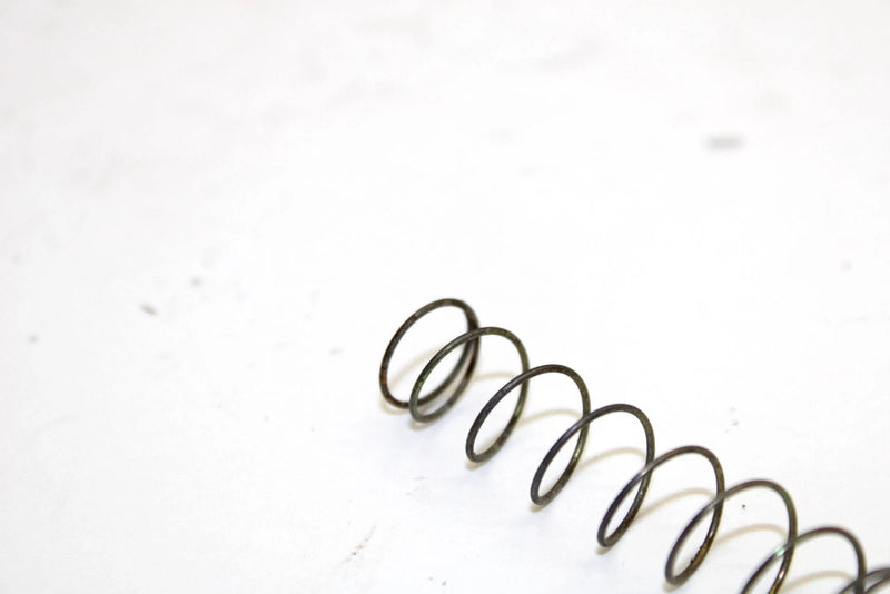 1986 Yamaha  Badger Yfm80s Oem Carburetor Throttle Spring 260-14131-00-00 AY32