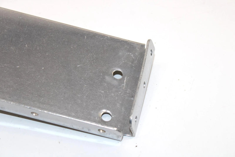 1985 Yamaha Vmax Oem Right Side Steering Gate Bracket 8M6-23884-00-00 SY125
