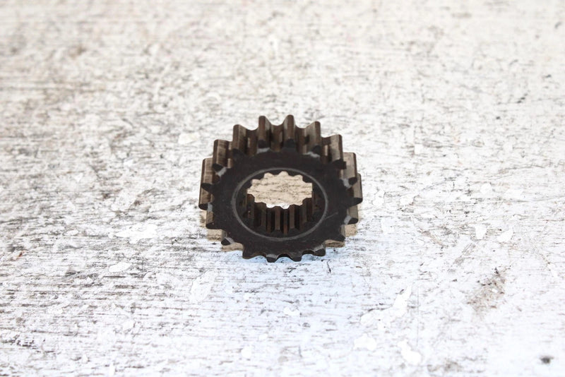 91 Yamaha Exciter Ii 570 Liquid Oem 18T Chaincase Sprocket 88F-17682-80-00 SY24