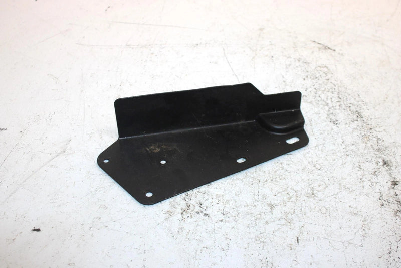 02 Polaris Magnum 325 Oem Front Splash Shielf Set 5245533-067 5245394-067 AP151