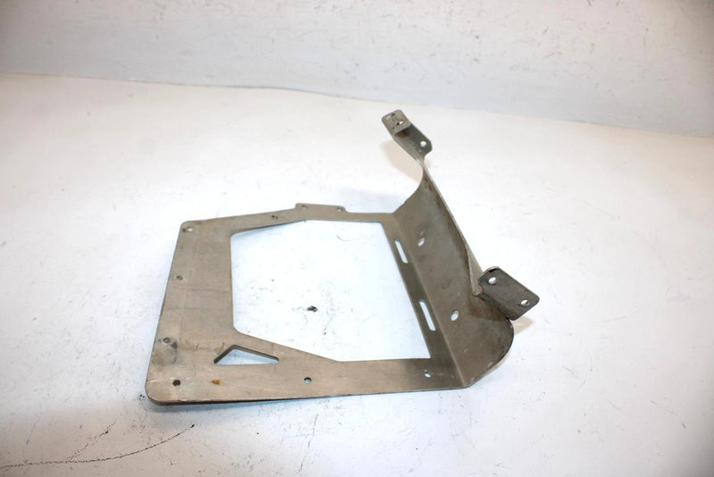 11 Polaris Shift 550 Oem Left Toe Clip 5250948 SP207
