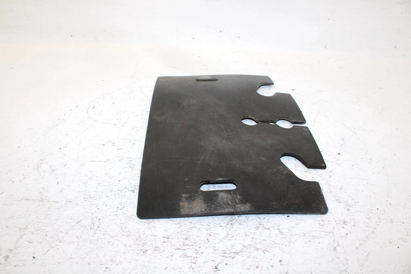 1988 Polaris Trail Boss 2x4 Oem Center Splash Guard  5850080 AP212