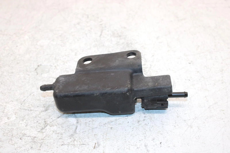 2003 Kawasaki Prairie 650 Oem Fuel Tank Breather Box  14069-1069 AK26