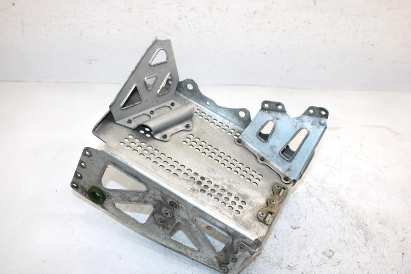 05 Arctic Cat M6 Efi 141 Oem Left Foot Rest 3706-297 SAS7