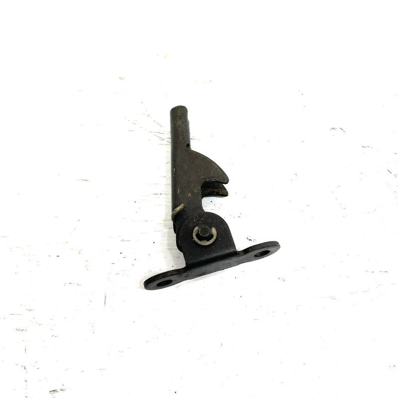 85-89 Yamaha Moto 4 YFM200DX OEM Rear Seat Latch 29U-24776-00-00 AY68
