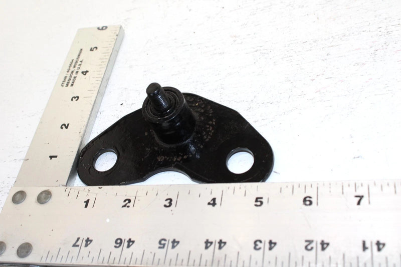 90 Yamaha Phazer Ii LE Oem Lower Left Engine Mount 87F-21417-00-00 SY14