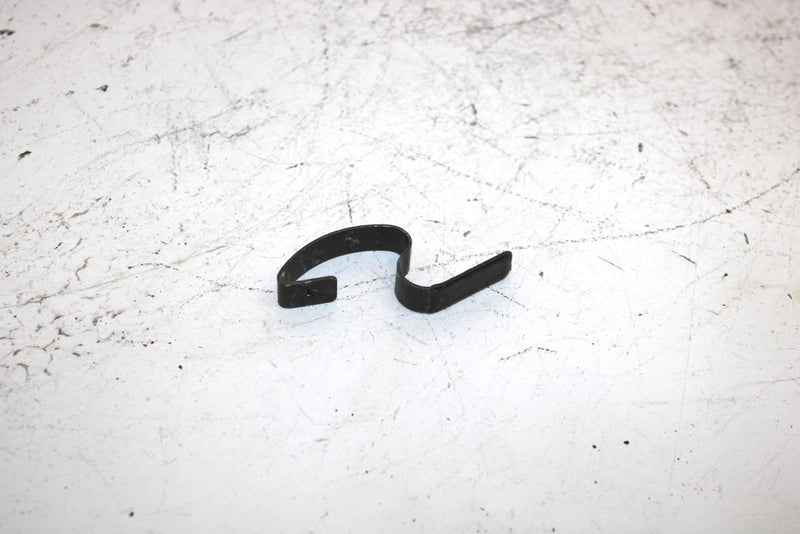 05 Yamaha Rx1 Oem Luggage Box Clip 8FA-2814E-00-00 SY89