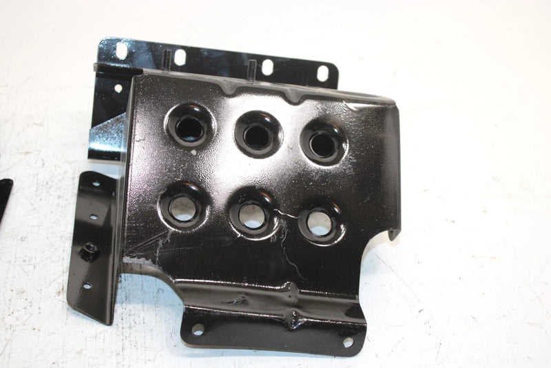 88 Yamaha Excel Iii Oem Footrest Set 84H-21910-01-00 SY12