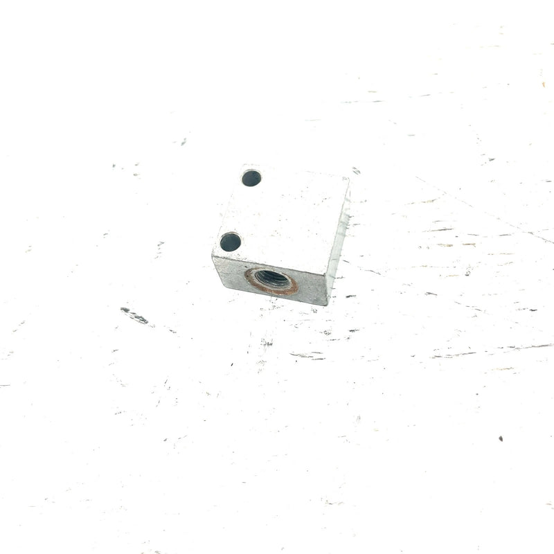 2001 Polaris Ranger 500 OEM Front Brake Tee Fitting 7052316 XP13
