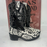 New Children’s Black And White Texas Brand Cowboy Boots. C104 10.5 10 1/2. 24-52