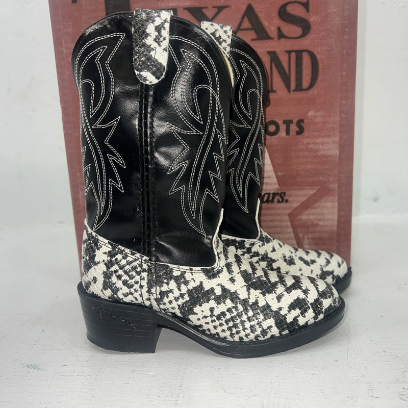 New Children’s Black And White Texas Brand Cowboy Boots. C104 10.5 10 1/2. 24-52