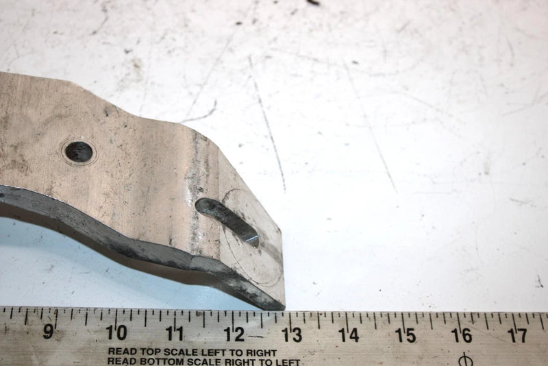 99 Polaris Xc 500 Oem Right Engine Motor Mount Plate 5131877 Q3936