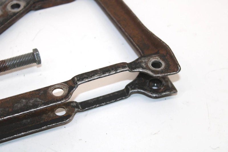 1980 Yamaha Enticer 340 Deluxe Oem Right Skid Bracket 8E3-47413-00-00 SY129