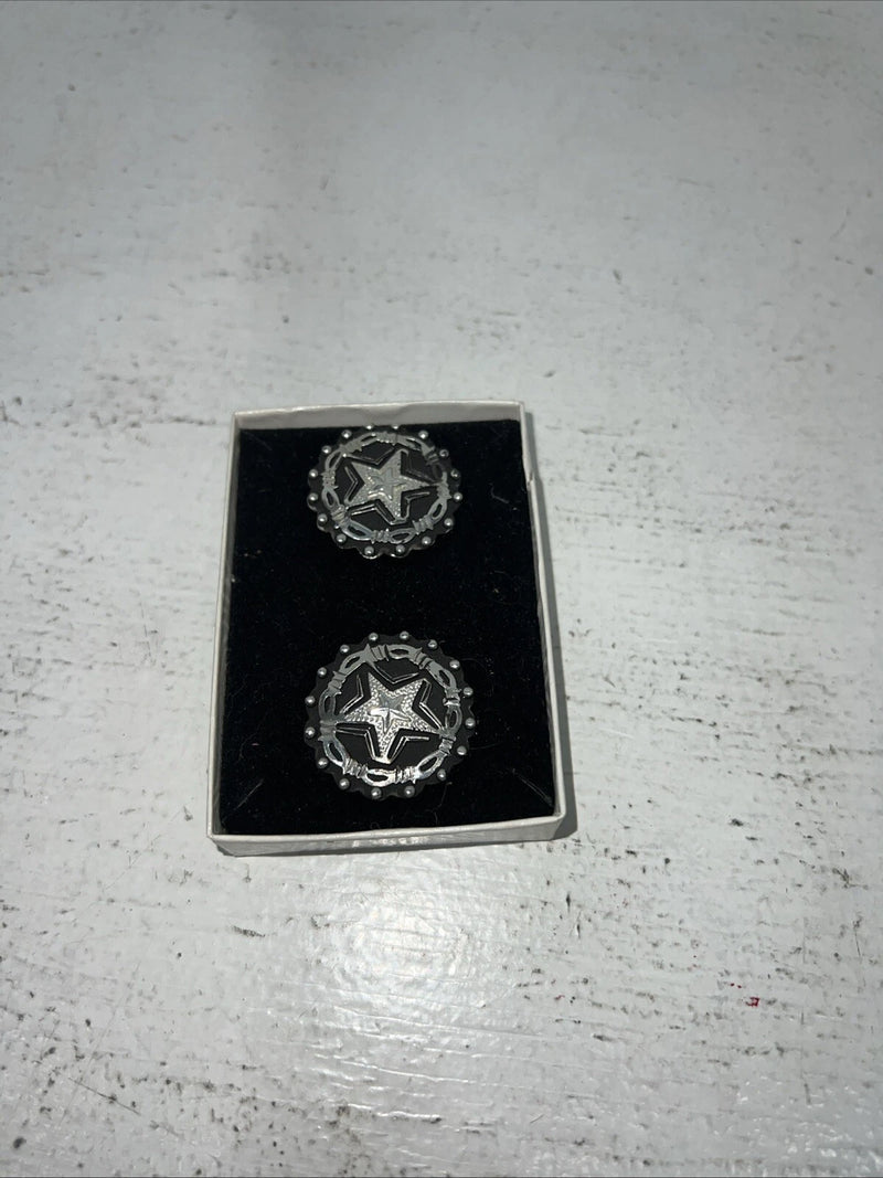New Women’s Congress Leather Circle Silver Star Earrings. 93148 B-9
