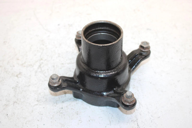 1996 Polaris Magnum Oem Front Hub W/Press In Cap 1520182 AP152