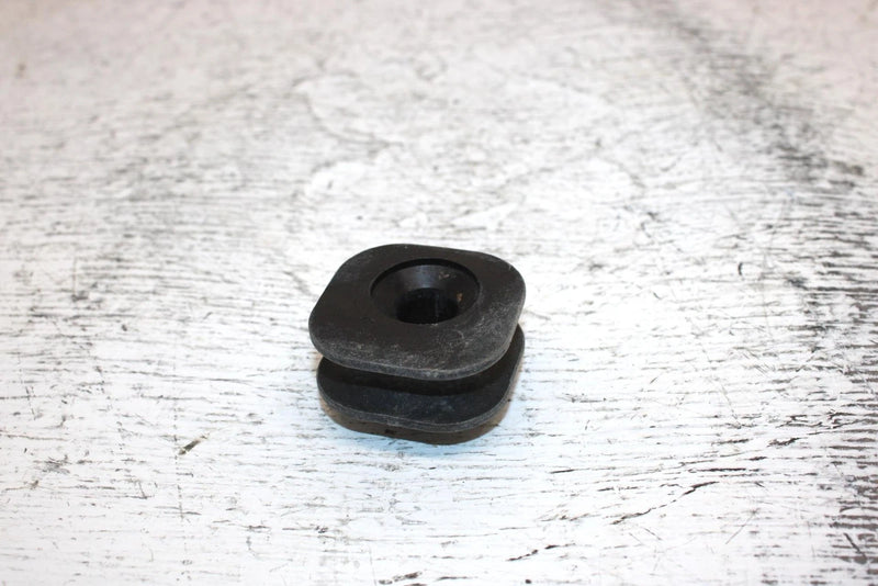 97 Yamaha Venture Oem Rear Suspension Arm Spring Adjuster 86S-47446-01-00 SY15