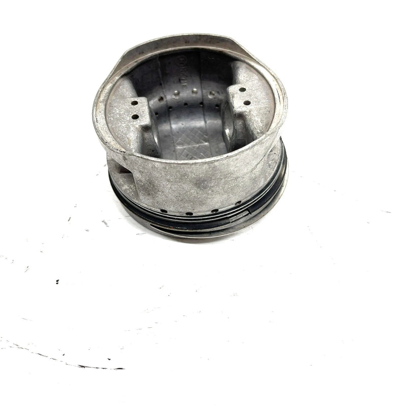 87-04 Yamaha Warrior 350 OEM 83mm Piston 1UY-11631-01-Y0 AY60