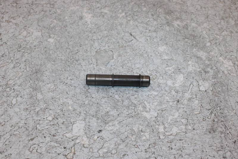 1994 Yamaha  Timberwolf 4wd Oem Idler Gear Shaft 2HT-15521-00-00 AY25