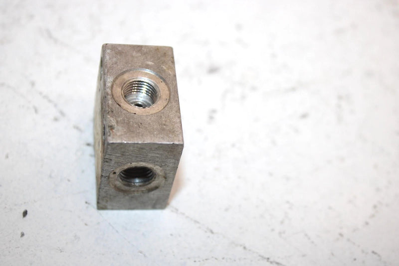 2006 Polaris Ranger Xp 700 Oem Rear Brake Tee Fitting 7052293 XP3