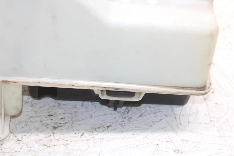 2001 Polaris Xc Sp 600 Oem Airbox/Oil Tank 1253336 SP188