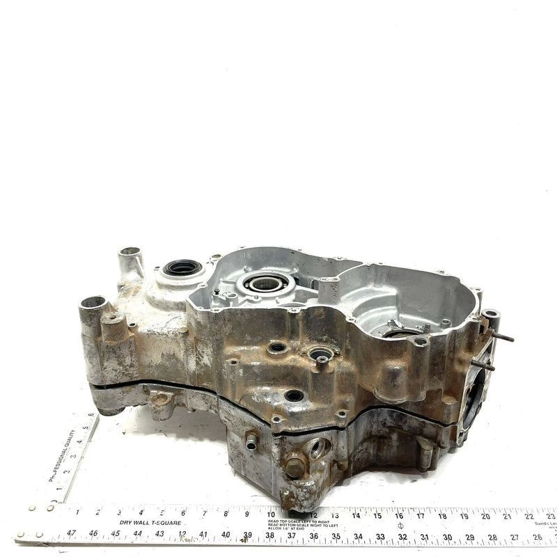 87-93 Suzuki Quadrunner 4WD LT4WD OEM Crankcase 11301-19862 AS28