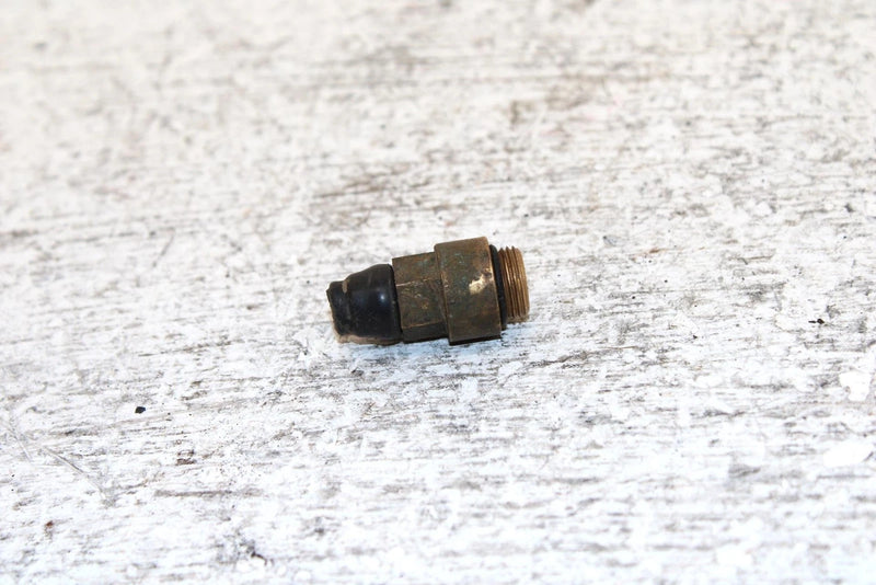 1995 Yamaha Vmax 600 Le Oem Holder 8AY-14261-00-00 Q4483