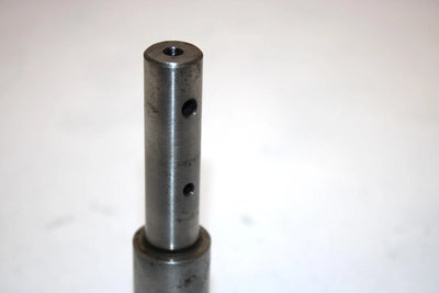 83 Suzuki Alt125 3x9 Model D  Oem Reverse Idler Shaft 24550-18900 AS12