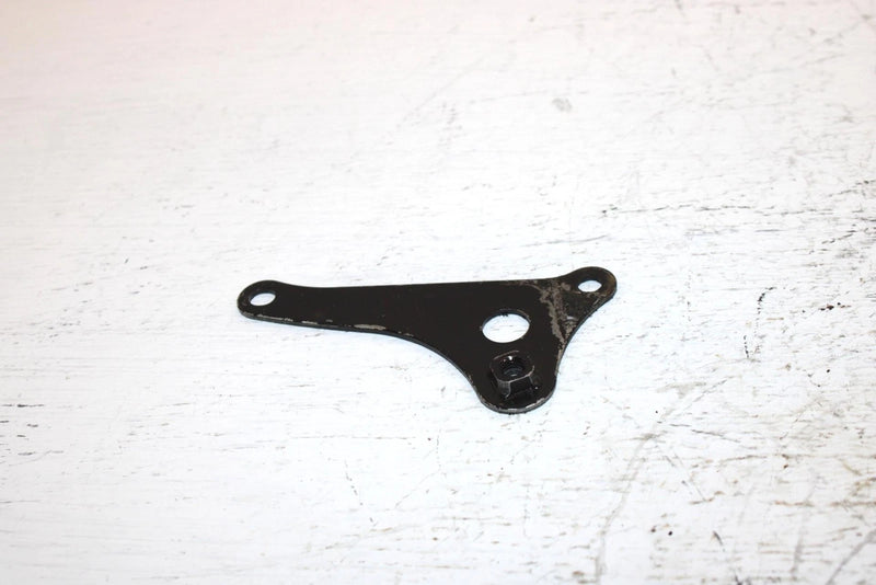 1998 Yamaha  Grizzly Oem Rigth Footrest Cover  Bracket  4WV-15771-00-00 AY49