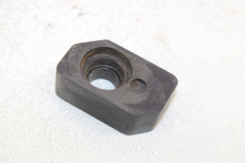 06 Polaris Fusion 900 Oem Right Tensioner Slider Block 5434886 SP3