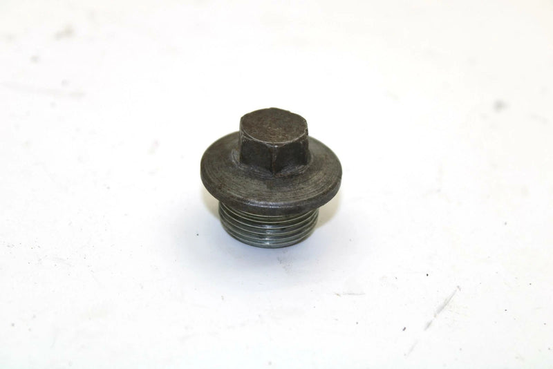 Yamaha OEM Chain Case Top Plug 90340-22047-00 SY46