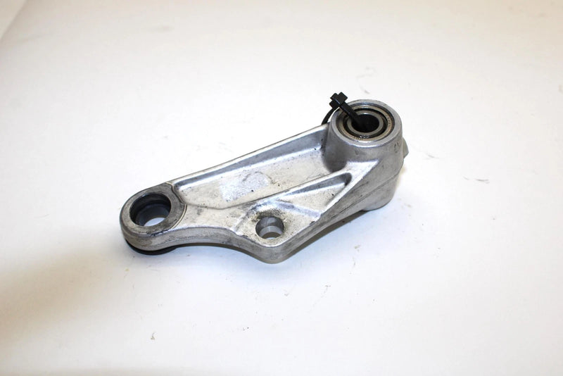 2005 Yamaha Rs Vector Oem Steering Pivot Arm 2 8FA-2389M-00-00 Q2497