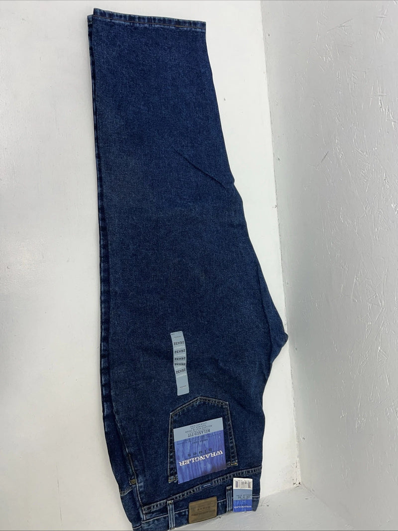 New Men’s Wrangler Blues Dress Easy Relaxed Fit Denim Jeans. 26x32 J-2