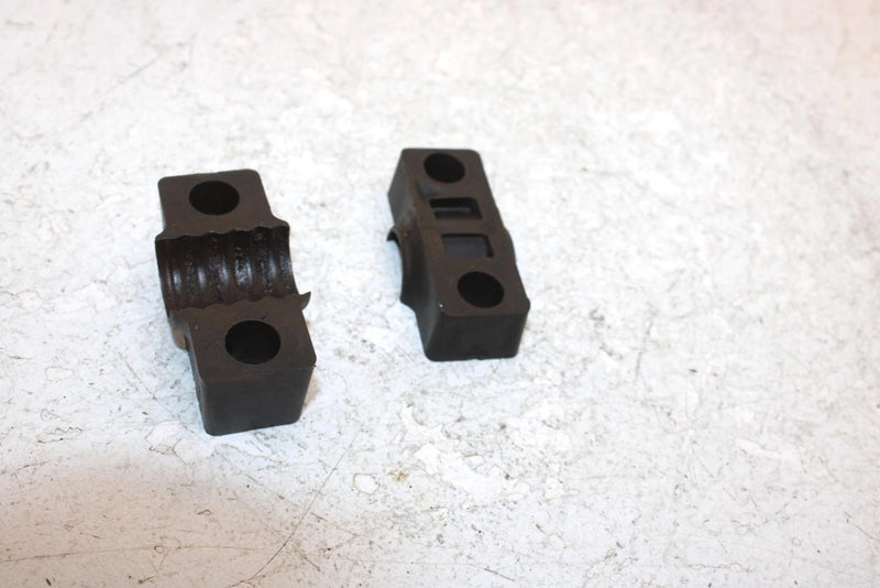 2005 Arctic Cat Atv 650 Oem Steering Post Bushing 0405-139 0405-138 AA27