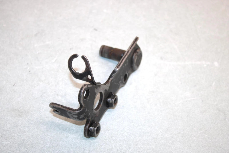 03 Yamaha  Kodiak 450 Awd Oem Rear Brake Pedal Bracket 5ND-F7412-00-00 AY44