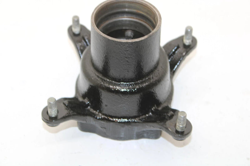 1992 Polaris Trail Boss 250 Oem Front Wheel Hub 5130682 B461