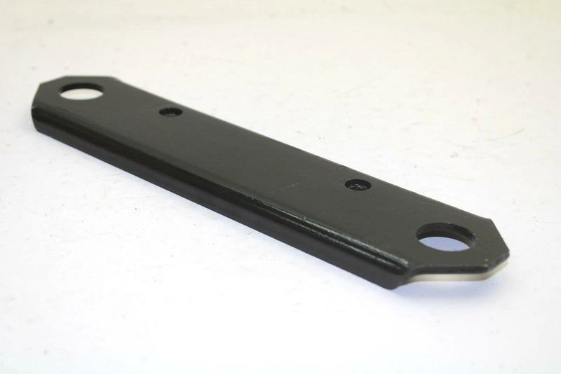 Yamaha OEM Engine Motor Mount Front Lower Plate 8g8-21419-00-00 SY47