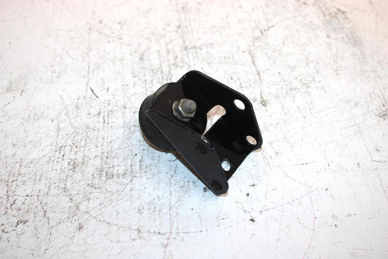 02 Polaris Sportsman 500 Oem Front Engine Mount and Dampner 3110046 5241150 AP78