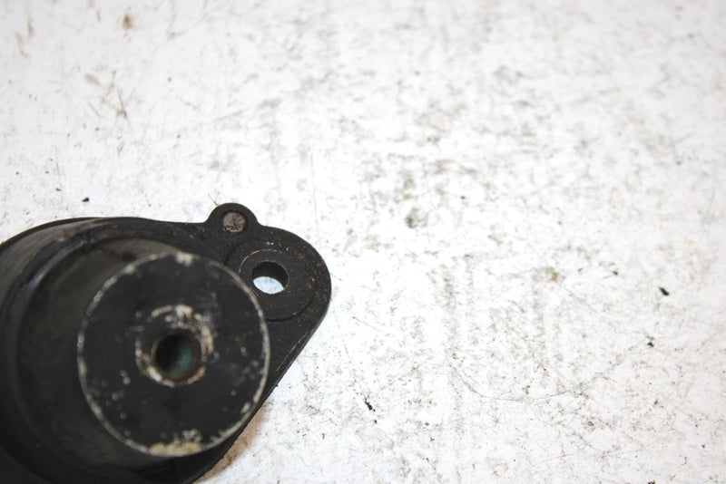 1990 Kawasaki 650 Ts Oem Engine Mount Dampner 92075-3724 Q5253