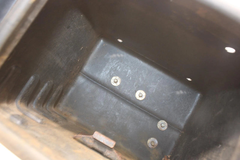 2000 Suzuki Lt-a500f Oem Rear Storage Box 93110-09F10 AS25 