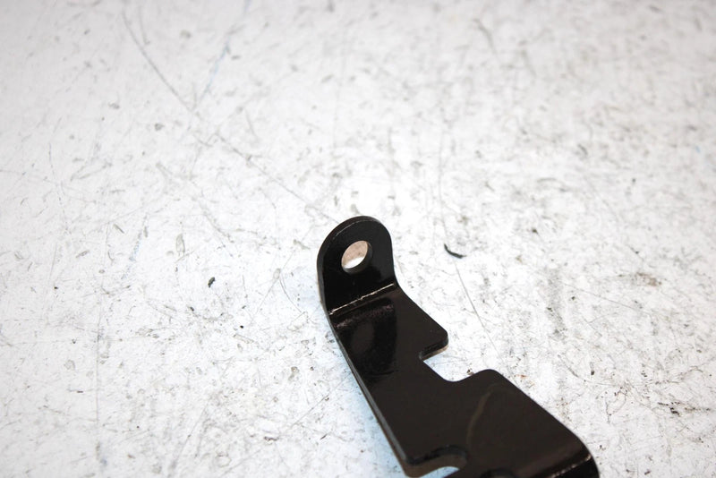 1990 Polaris Trail Boss 350l 4x4 Oem Shift Cable Bracket 5222569 AP142