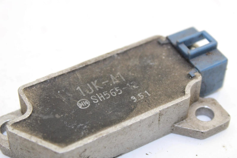 1994 Yamaha Vmax 4 750 Oem Rectifier Voltage Regulator 1JK-81960-A1-00 SY110