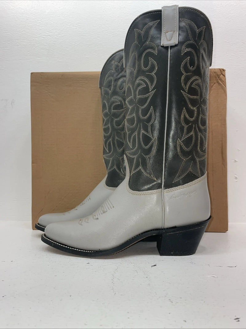 New Women’s Gray Kenny Roger’s Cowboy Boots. 40702 9 M. 15-97