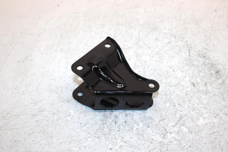 1985 Honda Atc110 A Oem Front Engine Mount 50121-943-680 AH13
