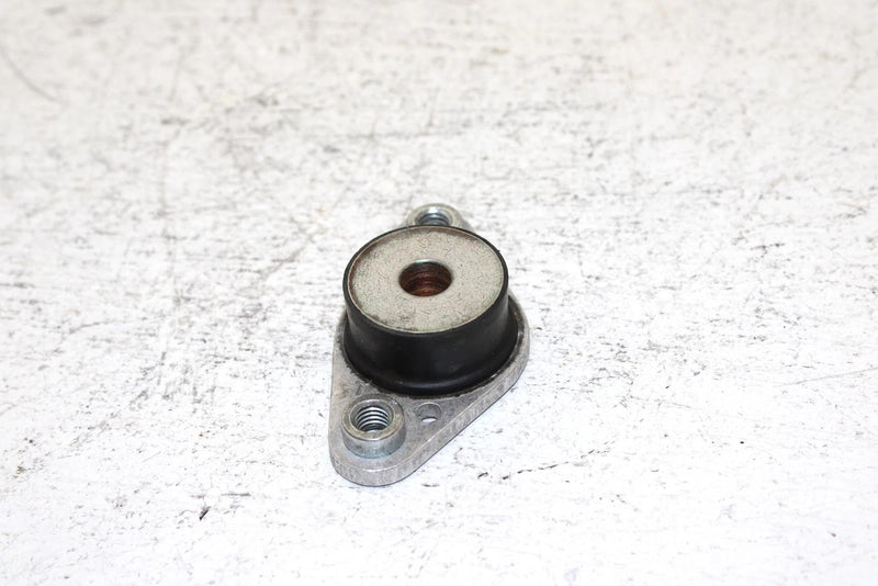 2013 Polaris 600 Rush Pro Oem Left Rear Engine Dampner 3022410 SP30