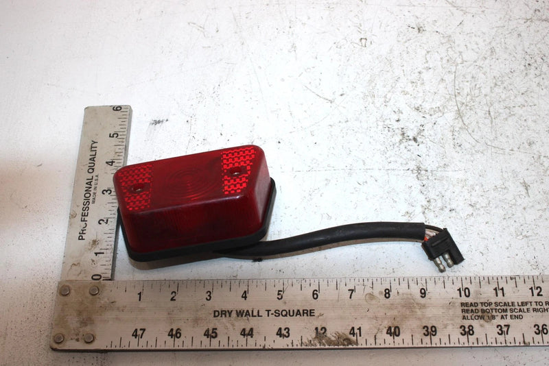 2004 Polaris Sportsman 700 Oem Taillight 2204317 AP143
