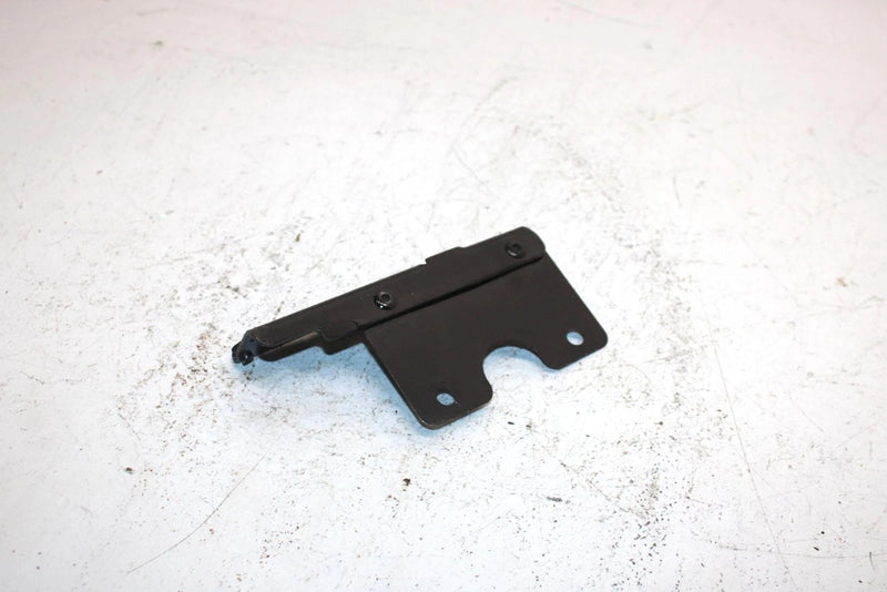 1993 Polaris 350l 6x6 Oem Taillight Mount Bracket 5240244-067 AP153