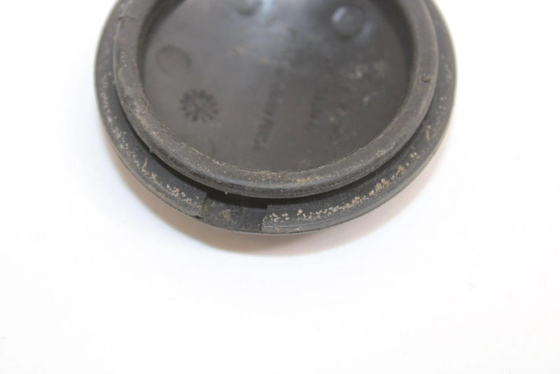 Ski-doo Oem Idler Wheel Cap 570063600 Q4633