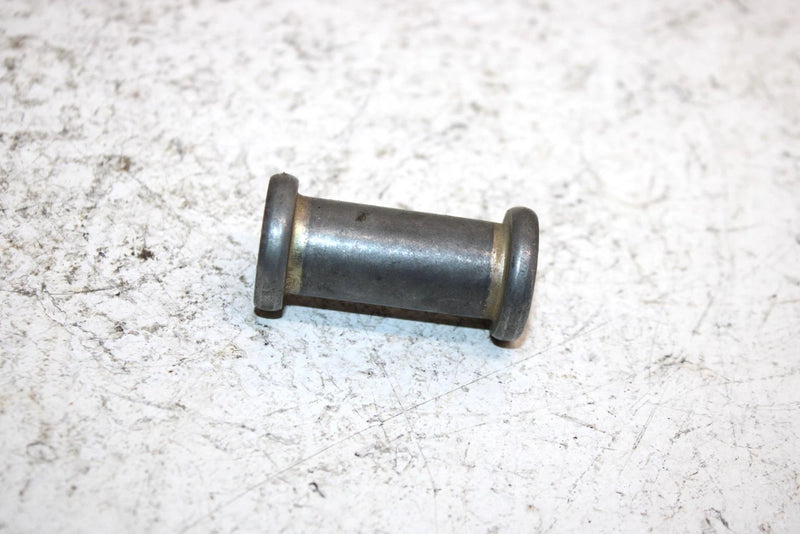 1987 Honda Fourtrax 350 A Oem Engine Mount Spacer 50252-HA0-000 AH39